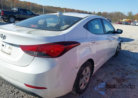 2016 Hyundai Elantra Se z USA, uszkodzony, nr VIN 5NPDH4AE9GH663026